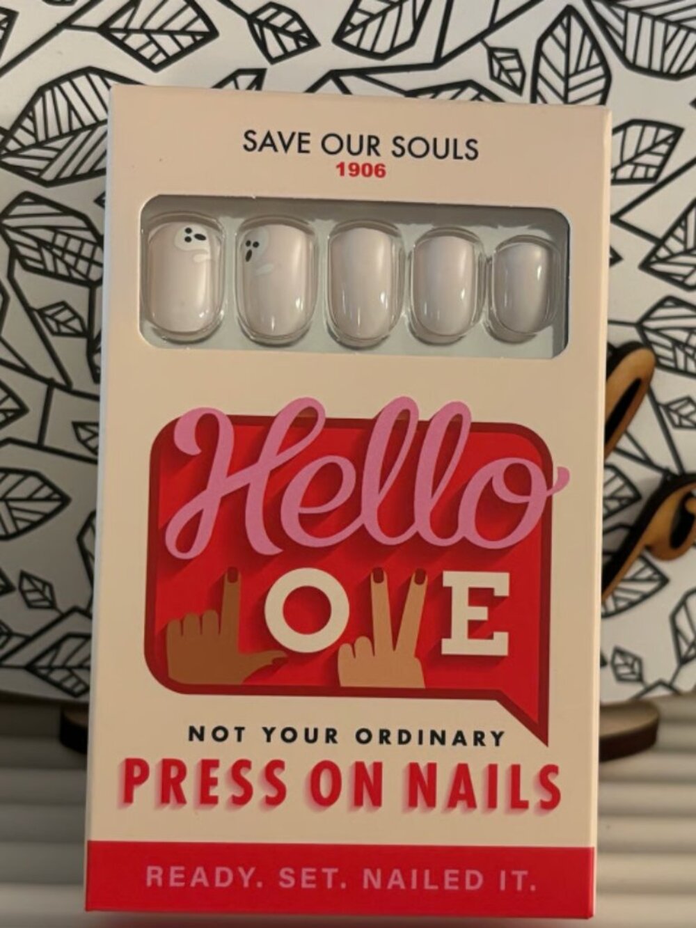 Hello Love Save Our Souls Press On Nails